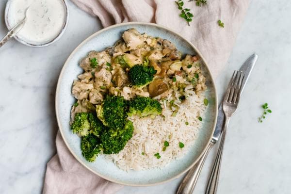 French Chicken with Cream Sauce