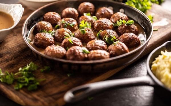 Liège Meatballs with Mashed Potatoes