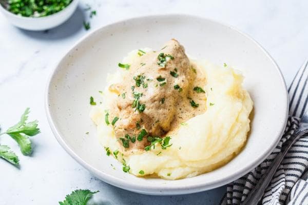 Chicken in Pesto Cream Sauce