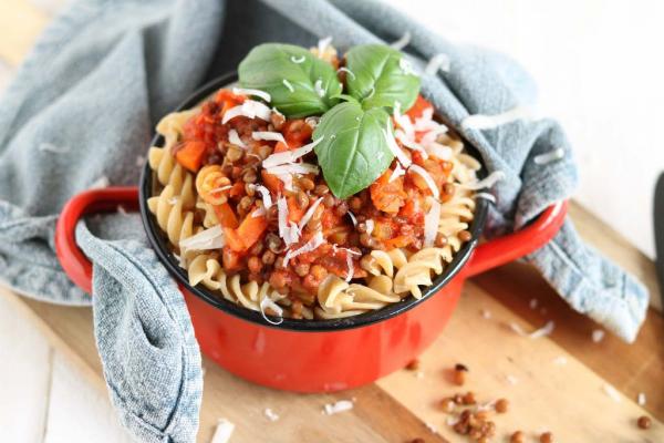 Italiaanse boerenpasta met focaccia