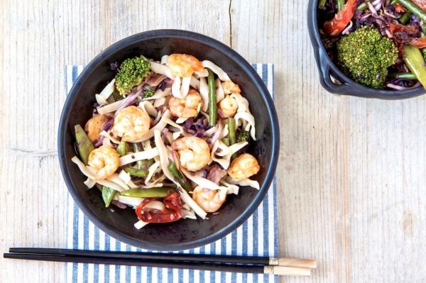 Japanse gamba's met rijstnoedels
