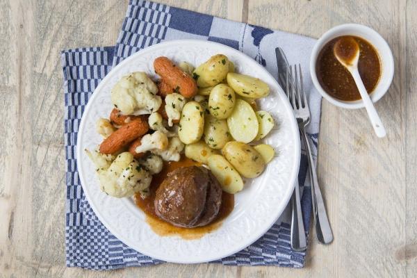 Artisanal Meatball with Delicious Gravy
