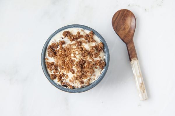 Hangop with Speculaas Crumble