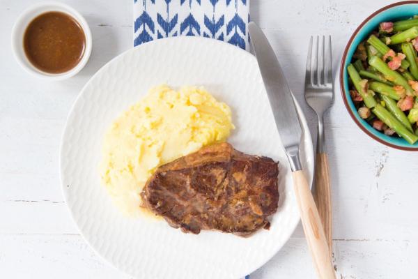Tender Braised Beef Shin