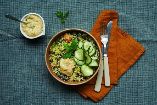 Marokkaanse maaltijdsalade met baba ganoush