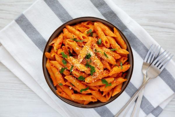 Penne in Tomato & Vegetable Sauce