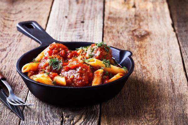 Provençal Pasta with Meatballs