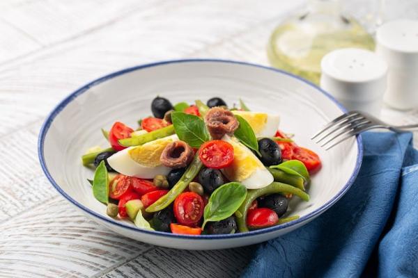 Nicoise Salad with Tuna