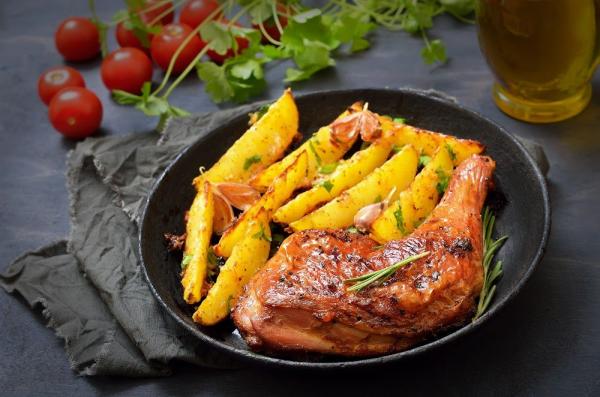 Kip piri piri met salade