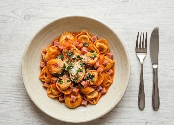 Tortellini with Tomato Sauce & Ham