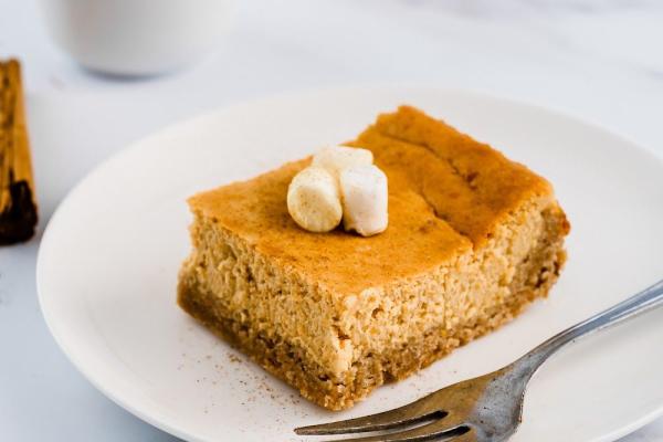 Halloween Pumpkin Pie - 4 pieces